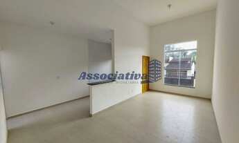 Imagem 2: Casa 02 dormitórios Suíte - Sala com Pé direito Alto - R$ 270.000