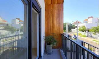 Imagem 4: Sobrado para venda possui 125 metros quadrados com 3 quartos em Igara - Canoas - RS