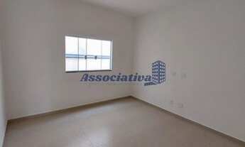 Imagem 7: Casa 02 dormitórios Suíte - Sala com Pé direito Alto - R$ 270.000