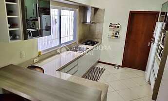 Imagem 6: Casa para venda possui 134 metros quadrados com 4 quartos em Campeche - Florianópolis - SC