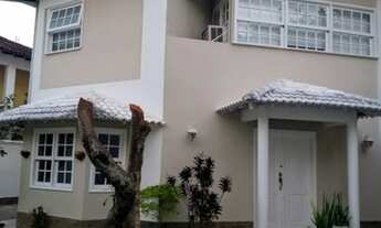 Imagem 2: Casa para venda alto padrão, 450m2 e 4 suítes com closet na Barra da Tijuca - Rio de Janei