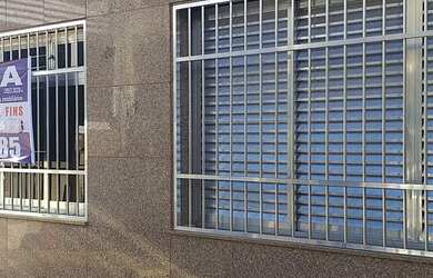 Imagem 4: Casa totalmente terrea 250 mts terreno e 170 area construida -3 dormitórios e garagem 4 au