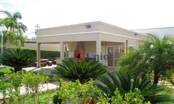 Imagem 2: Apartamento térreo com 2 quartos à venda no bairro Piracicamirim