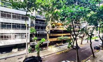 Imagem 6: Excelente apartamento quadríssima praia em ponto nobre no Leblon com vista lateral mar. 1