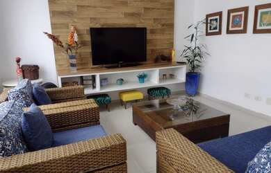 Imagem 3: Casa em condomínio disponível para locação de temporada em Juquei com pisc privat e a 100m