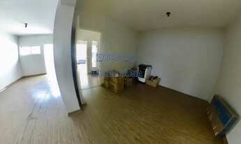 Imagem 6: Ampla Casa térrea com edícula nos fundos em um terreno de 10x40 no coração do Baeta Neves