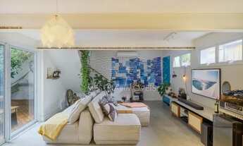 Imagem 2: Casa de vila totalmente reformada! 3 suítes - 3 vagas!