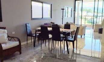 Imagem 2: Casa à venda em Santana de Parnaíba com 3 quartos sendo 3 suítes e 4 vagas