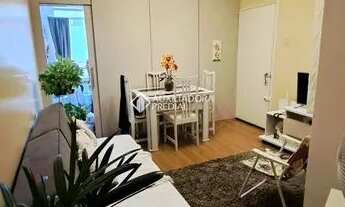 Imagem 2: Apartamento para venda possui 41 metros quadrados com 1 quarto em São João - Porto Alegre