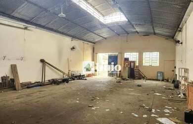 Imagem 5: Casa com 4 dorm. (2 suítes) com Barracão à venda, 431 m² por R$ 990.000 - São Dimas - Pira