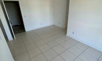 Imagem 3: VENDO APTO 2 QUARTOS VISTA MAR EM CONDOMÍNIO COM PISCINA