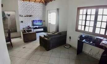 Imagem 7: Casa para venda tem 120 metros quadrados com 3 quartos sendo 1 suíte, com piscina no satél