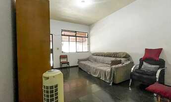 Imagem 5: Casa à Venda 4 Quartos, 1 suíte e 4 Vagas 300 m² Santa Terezinha