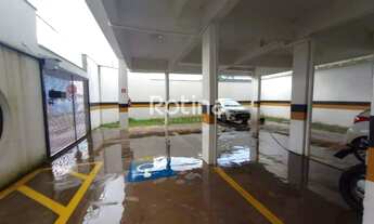 Imagem 2: Apartamento para alugar, 3 quartos, Umuarama - Uberlândia/MG - Rotina Imobiliária