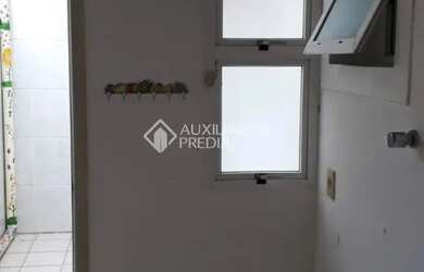 Imagem 3: Casa em Condomínio Fechado com Vaga!