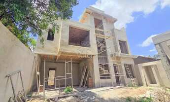 Imagem: Sobrado para venda tem 225 metros quadrados