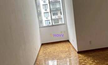 Imagem 3: Apartamento sala, 2 quartos e vaga. Vista mar