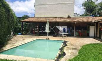 Imagem 2: Vargem Grande Casa com 4 dormitórios