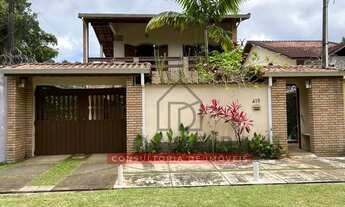 Imagem 2: Sobrado com quintal amplo à venda no Guaraú - Peruíbe - SP