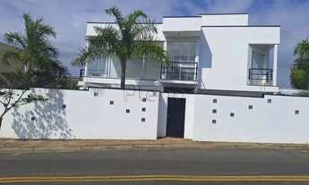 Imagem 2: Casa à venda em Indaiatuba, Jardim Regente, com 4 quartos, com 174.97 m²