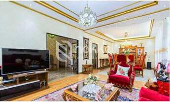 Imagem 1: Casa com 320 m², 4 quartos sendo 3 suíte à venda no bairro Saúde