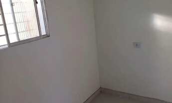 Imagem 4: Sala com banheiro -casa no derby