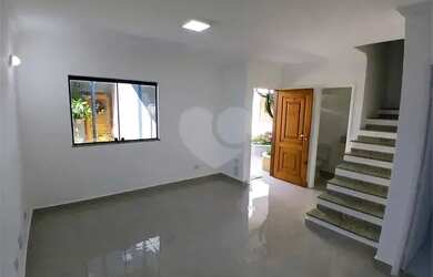 Imagem: SOBRADO EM CONDOMÍNIO FECHADO COM 3 DORMITÓRIOS