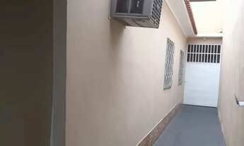 Imagem 5: Casa linear em condomínio fechado 3 quartos amplos, quintal, reformada, 2 vagas de garagem