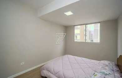 Imagem 3: Apartamento / 2 quartos / Centro / 59m²