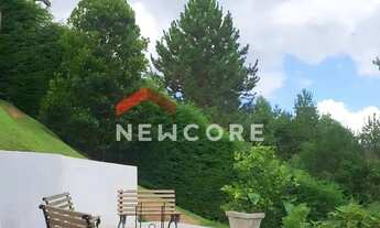 Imagem 3: Casa de condomínio em Rua Principal - Jardim do Embaixador - Campos do Jordão/SP