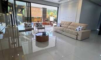 Imagem 2: Casa à venda no Alphaville Porteira Fechada 450 m² 4 Suítes Bayeux-PB