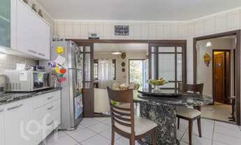 Imagem 7: Casa à venda em Marechal Rondon com 240 m², 5 quartos, 2 vagas