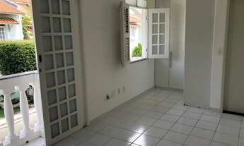 Imagem: Linda casa com lazer em condomínio tranquilo