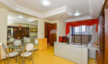 Imagem 2: Apartamento para venda tem 106 metros quadrados com 3 quartos em Cabral - Curitiba - PR