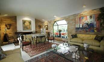 Imagem 4: Casa para venda tem 553 metros quadrados com 5 quartos em Butantã - São Paulo - SP