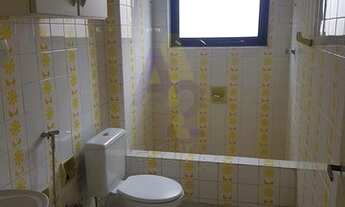 Imagem 7: Apartamento espaçoso com 2 dormitórios e 1 vaga de garagem, muito bem localizado em Pinhei