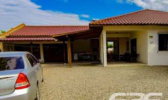 Imagem: Casa Balneário Barra do Sul