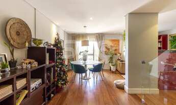 Imagem 2: Cobertura toda reformada em ótima localização!