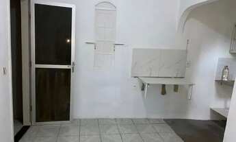 Imagem 4: ALUGA-SE CASA Casa com 1 dormitório