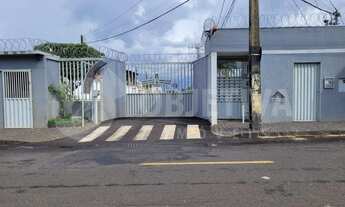 Imagem 2: Excelente Casa em Condomínio Fechado no bairro Jardim Holanda em Uberlândia