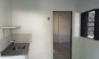 Imagem 2: Alugo ótima casa JK E 1 Dorm px puc partenon com ou sem mobília com estacionamento 595