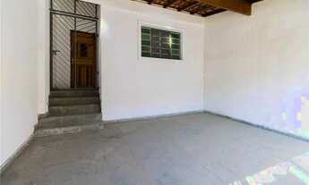 Imagem 2: Aconchegante casa térrea no Parque Cruzeiro do Sul: 2 quartos, garagem coberta, corredor l