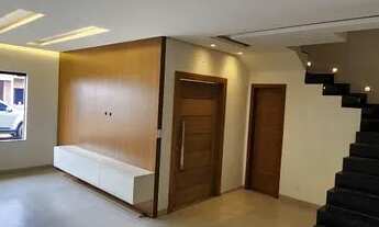 Imagem 5: Sobrados com 3 e 4 suítes, Residencial Parintins, em construção