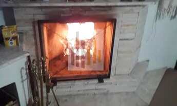 Imagem 2: Apartamento Mobiliado para Venda em Campos do Jordão, Campos do Jordão, 2 dormitórios, 1 s