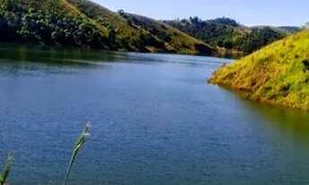 Imagem 2: Terreno com vista para represa