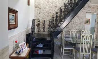 Imagem 2: CASA DE FRENTE. DUPLEX