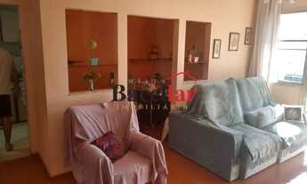 Imagem 2: 2 qts, varanda, vaga e prédio com Infra total !!