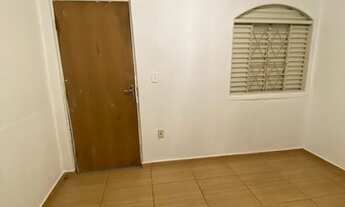 Imagem 3: Alugo casa 3 quartos e garagem p/ 2 carros