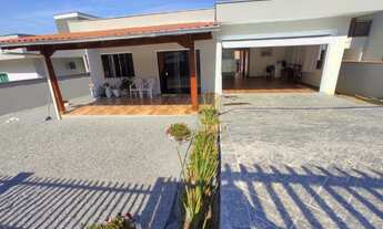 Imagem: Casa à venda, 3 quartos, sendo 1 suíte