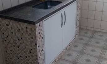 Imagem 3: Aluga se casa com salão